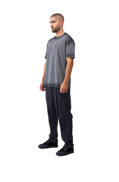Camiseta Intaglio Negro - Vista lateral